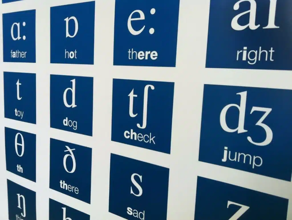 eclive-pronunciation-listening